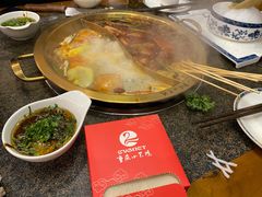 -小天鹅火锅·一线江景洪鼎旗舰店(洪崖洞店)