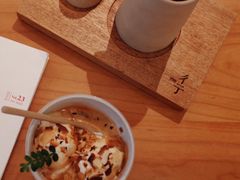 -彳亍咖啡·这里(水湾路店)