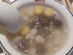 -三人行骨头王火锅(长寿店)