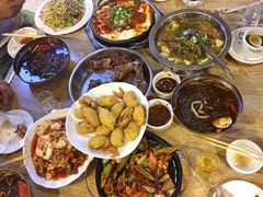 -春明狗肉馆(园丁花园店)