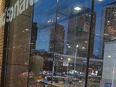 -麦当劳(世贸店)