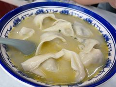 黄鱼馄饨-明呈黄鱼面馆(斜土路店)
