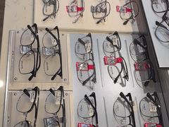-瑞司视光眼镜·蔡司战略合作眼镜店(新街口店)