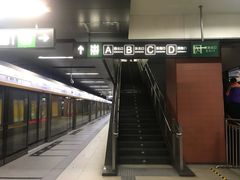 -花园桥(地铁站)