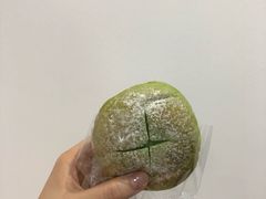 抹茶红豆欧包-顶东面包花园·生日蛋糕(世博店)