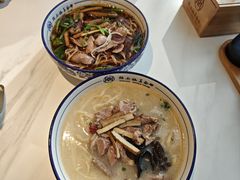 -镇南锅盖面馆(解放路店)