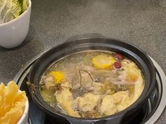 -野迹·石橄榄鸡·烧烤(新洲店)