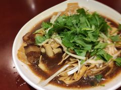-吴记酱骨炖菜馆(康安路店)