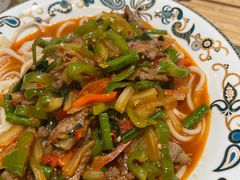 -牧场烧烤餐饮广场