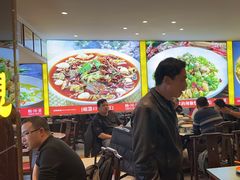 -川流不息·地道川菜·小龙虾(松东路店)