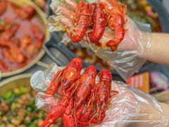 -何师烧烤Pro ·江湖川菜·小龙虾·精酿啤酒(太古里旗舰店)