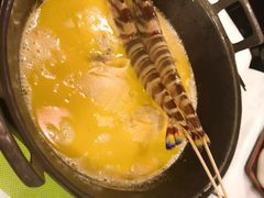 -鲜入围煮花胶鸡海鲜火锅