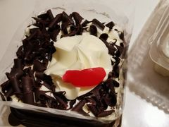 -红宝石·鲜奶小方·海派西点房(莘庄龙之梦店)