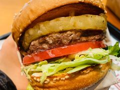 -The Habit Burger Grill 哈比特汉堡(复兴soho店)