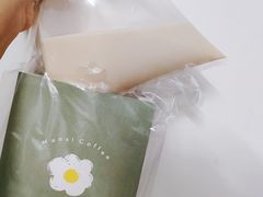 白桃乌龙奶茶-曼僖瓦罐咖啡(华山南路店)