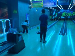 -世代星球·保龄球·镭战真人CS·团建(杨浦店)