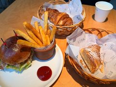 -麦田工坊(月湖店)