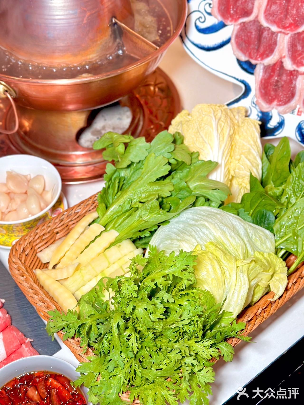 北京本地人真的会反复吃的铜锅涮肉🍲