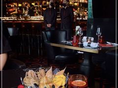 -L'ATELIER de Joel Robuchon(外滩18号店)