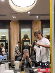 -八佰伴8008星级形象店
