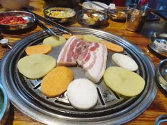 -韩国明洞碳烤肉(常平店)