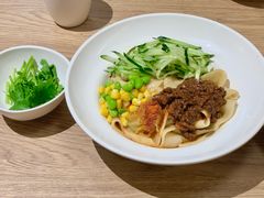 招牌炸酱油泼扯面-面点王·臻选(海岸城分店)