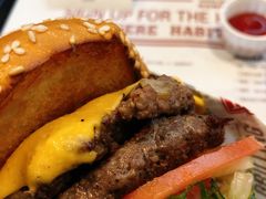 -The Habit Burger Grill 哈比特汉堡(复兴soho店)