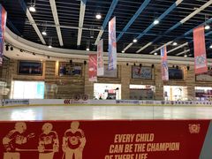 -冠军冰场(环球中心店)