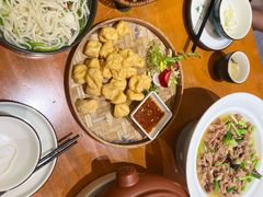 -老滇山寨•云南特色菜•地方菜•民族风情歌舞表演(金碧店)