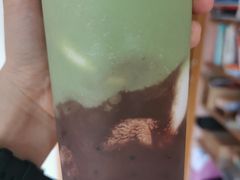 比利时黑巧植物椰子大麦若叶燕麦爆珠酸奶-Blueglass酸奶(华贸购物中心店)