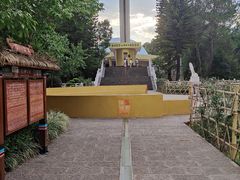 -墨江北回归线标志园