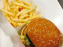 -麦当劳(新华路步步高店)
