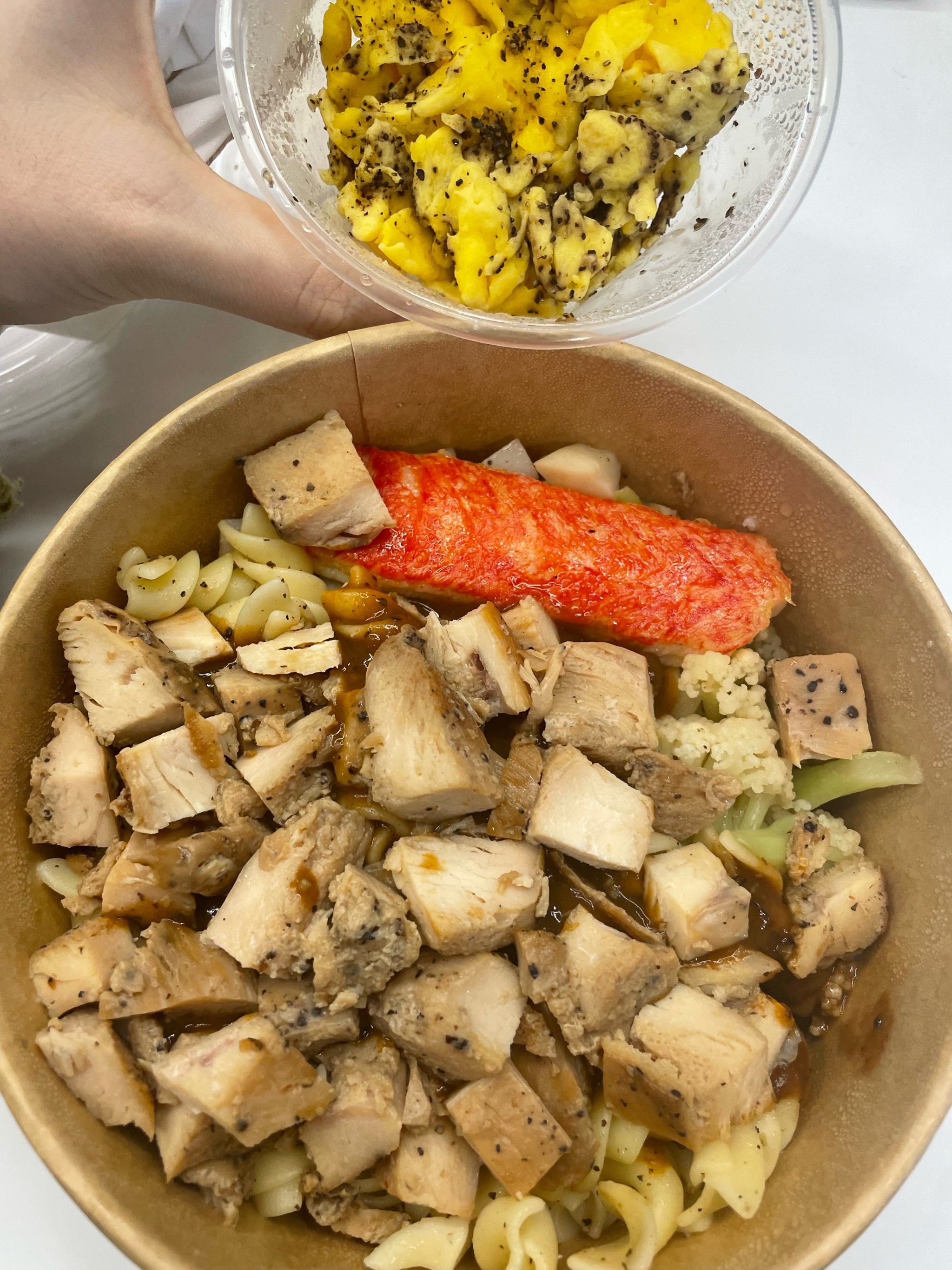 健康轻食碗黑胡椒意大利面