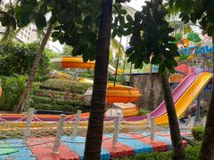 -三亚湾海居铂尔曼度假酒店