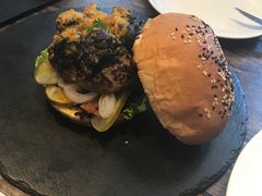 -HIGH FIVE哈福手工汉堡(桂林路店)