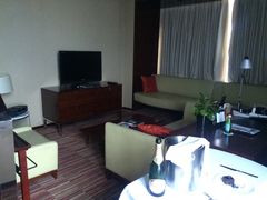 -上海龙之梦万丽酒店