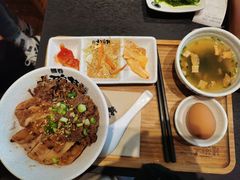 -熊吞·大碗丼烧肉饭(西市场嘉华店)
