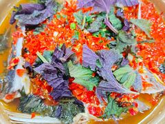紫苏碎鱼头-笨罗卜浏阳菜馆(太平街店)