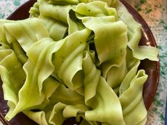 菠菜蝴蝶面-鸿姐老火锅(疁城新天地店)
