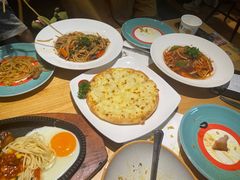 -菲滋意式餐厅(海宁银泰城店)