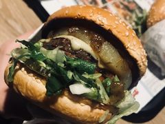 -The Habit Burger Grill 哈比特汉堡(复兴soho店)
