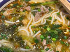 -云阿蛮云南生烫牛肉米线(奉贤路店)