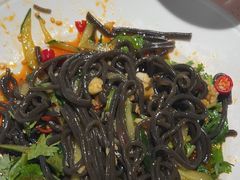 -小鱼小牛·鱼牛干锅·脆鱼火锅(世欧广场店)