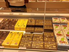 面包甜点陈列柜-好利来(红旗万达店)