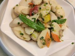 -东豪园林海鲜酒家(南港路辅路店)