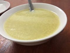 小米粥-宝瑞门钉肉饼店