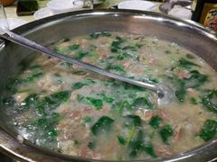 -标记美食新鲜猪杂(兴南大道店)