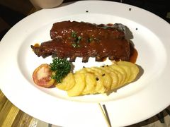 -Bamboo Bar & Grill Restaurant