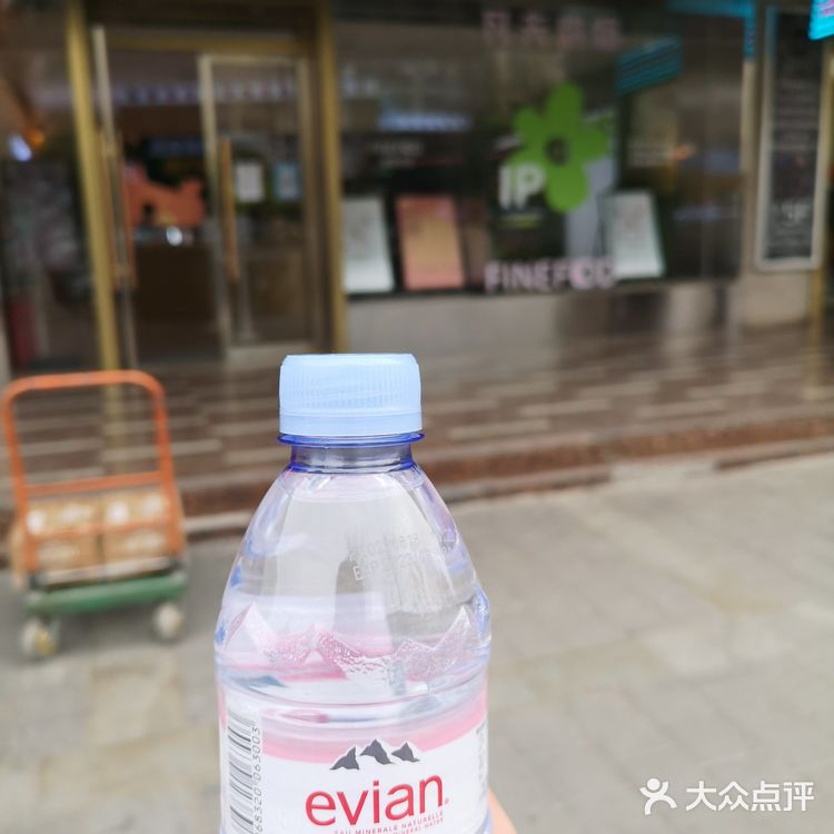 被因为颜值种草的，买了两个墩墩…