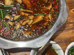 -乡土特色.冷锅鱼.牦牛肉汤锅